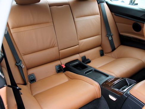 Used 2011 BMW 335i xDrive Coupe image 15