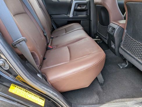 Used 2020 Toyota 4Runner Limited AWD/4WD image 19