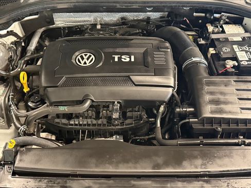 Used 2024 Volkswagen Jetta GLI 40th Anniversary Edition image 23