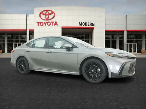 New 2026 Toyota Camry SE image 27