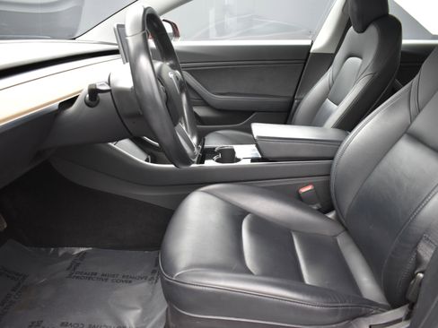 Used 2019 Tesla Model 3 Long Range image 11