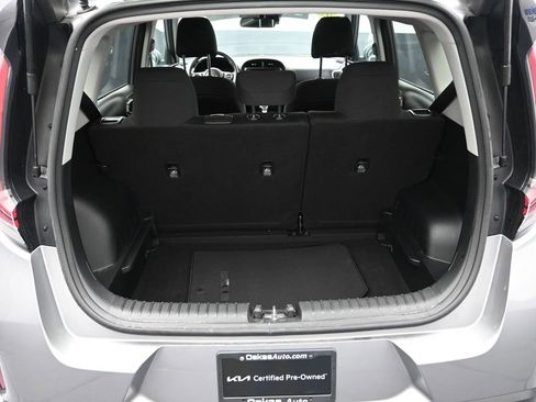 Certified 2025 Kia Soul LX w/ LX Technology Package image 32