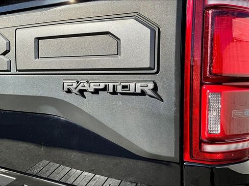 Used 2020 Ford F150 Raptor w/ Equipment Group 802A Luxury image 25