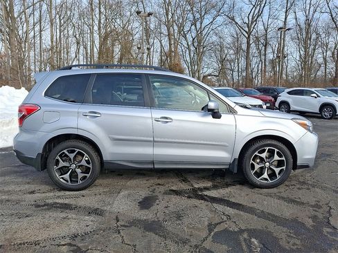 Used 2016 Subaru Forester 2.0XT Premium image 7