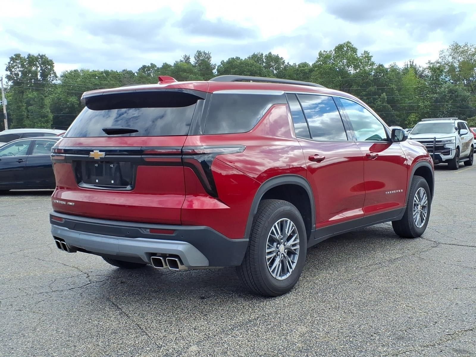 Used 2026 Chevrolet Traverse LT AWD/4WD image 15