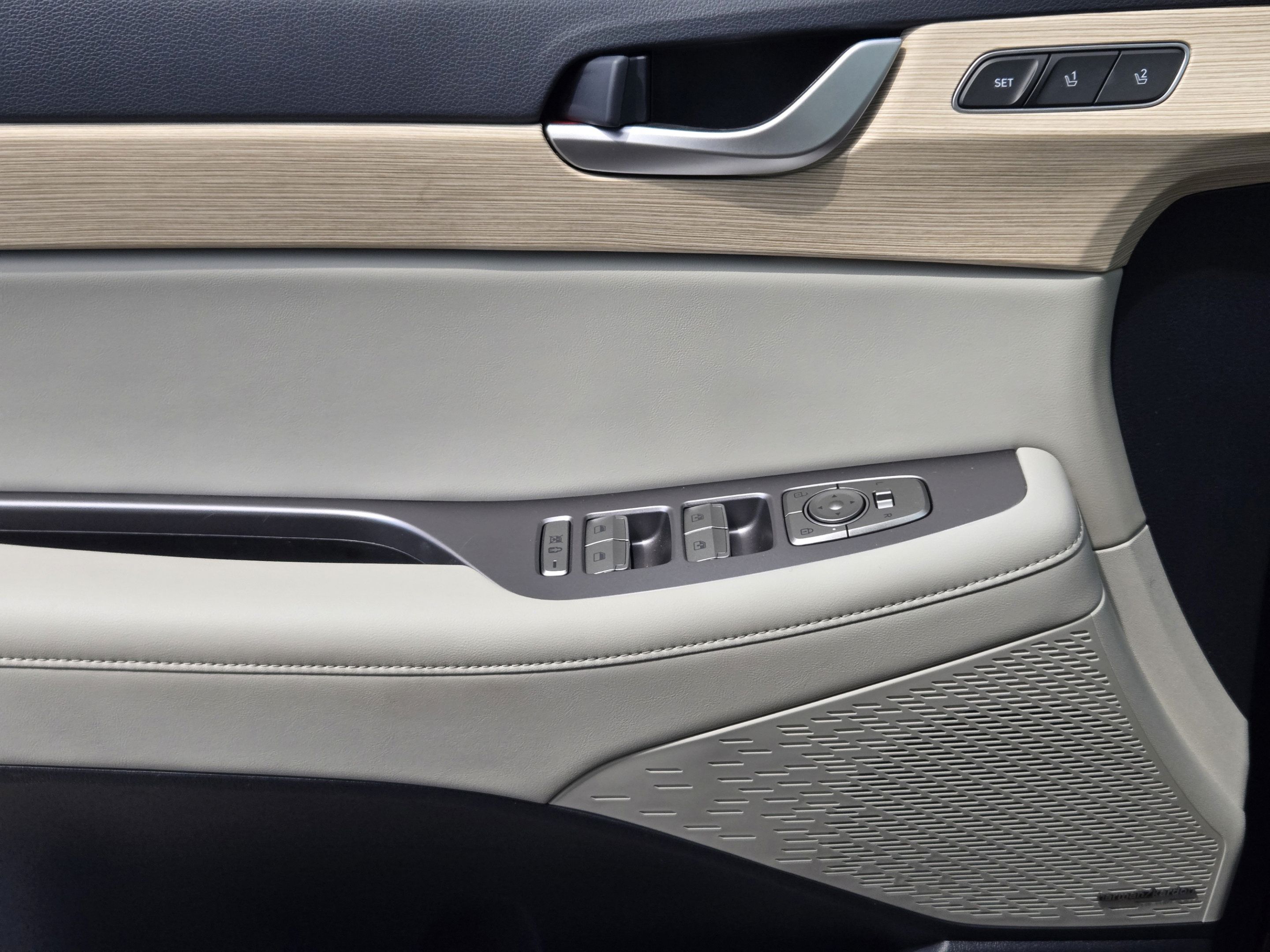 Used 2024 Hyundai Palisade Limited FWD image 21