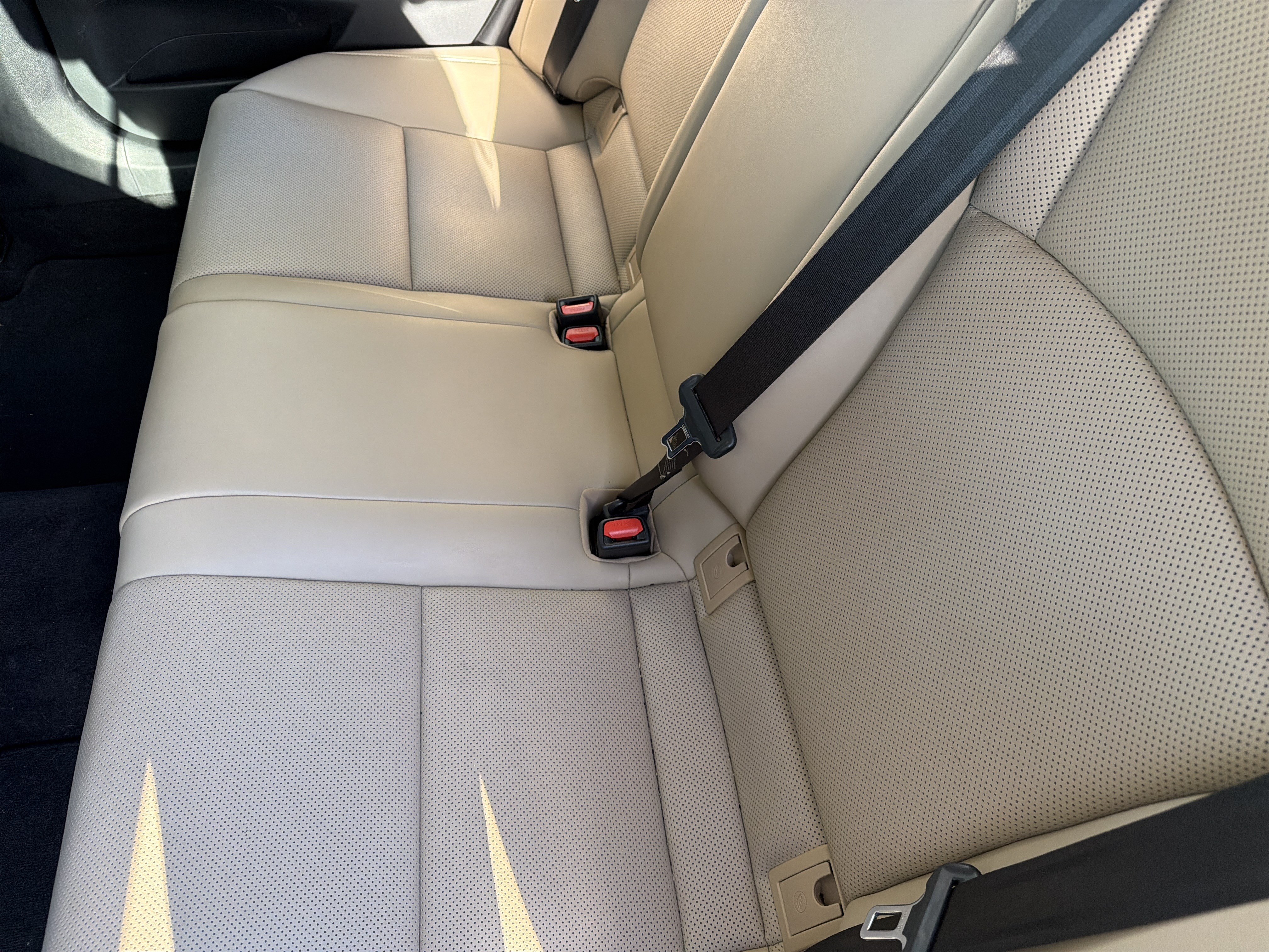 Certified 2020 Lexus ES 300h w/ Premium Package FWD image 30