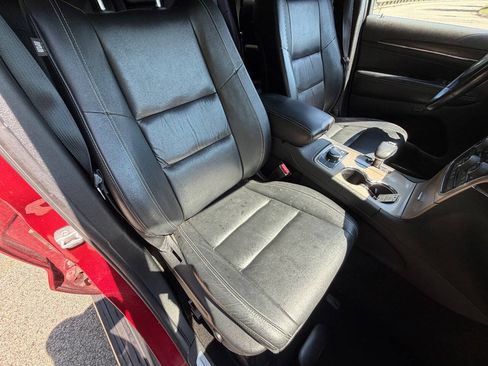 Used 2015 Jeep Grand Cherokee Limited AWD/4WD image 9