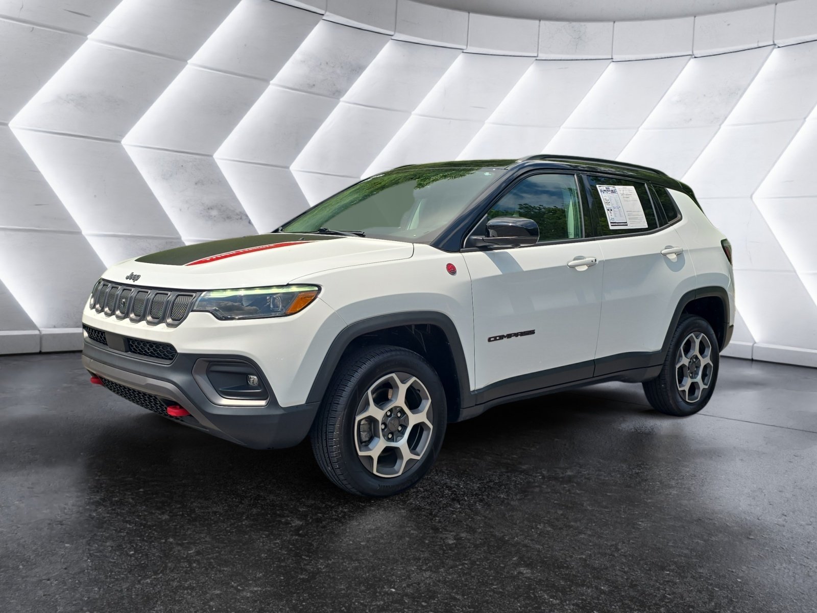 Used 2022 Jeep Compass Trailhawk w/ Trailhawk Elite Group AWD/4WD image 1