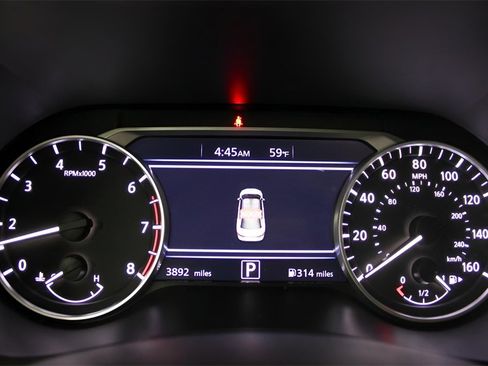 Used 2025 Nissan Sentra SR w/ SR Premium Package image 30