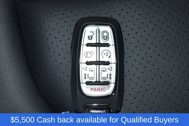 New 2026 Chrysler Pacifica Select w/ S Appearance Package FWD image 38