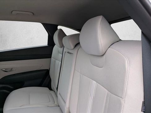 New 2026 Hyundai Tucson SEL image 18