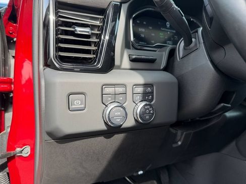 Used 2025 GMC Sierra 3500 AT4 w/ AT4 Premium Plus Package AWD/4WD image 19