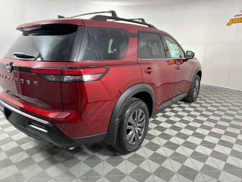 New 2026 Nissan Pathfinder SV image 6