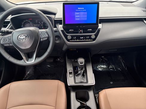 Used 2026 Toyota Corolla Cross XLE w/ Convenience Package AWD/4WD image 17