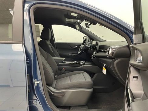 New 2026 Chevrolet Equinox LT w/ Safety and Technology Package AWD/4WD image 13