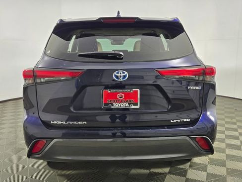 Used 2021 Toyota Highlander Limited image 10