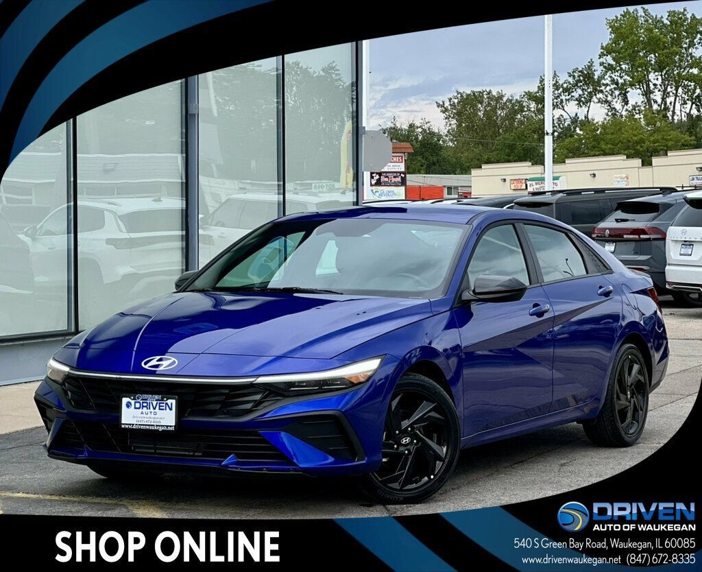Used 2026 Hyundai Elantra Sport w/ Cargo Package FWD image 1