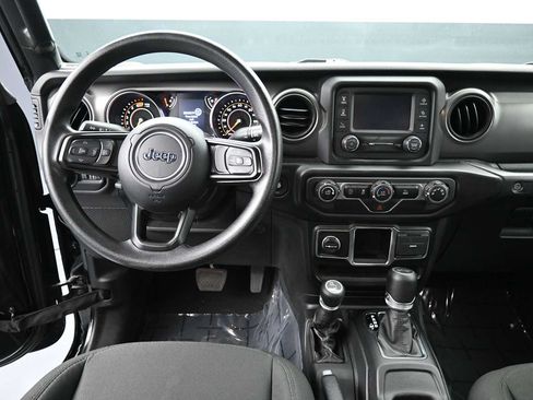 Used 2021 Jeep Wrangler Unlimited Sport AWD/4WD image 14