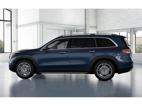 New 2026 Mercedes-Benz GLS 450 4MATIC image 33