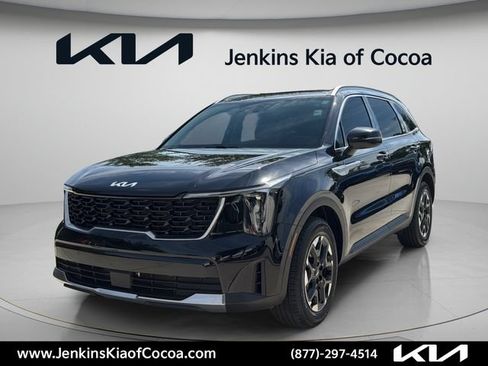 Certified 2026 Kia Sorento S w/ S Panoramic Sunroof Package FWD image 11