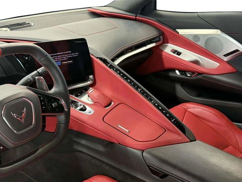 Used 2025 Chevrolet Corvette Stingray Preferred Cpe w/ 2LT image 13