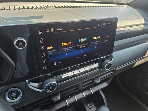 Used 2023 Chevrolet Colorado W/T RWD image 19