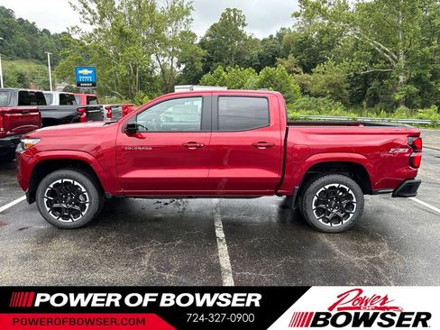 Used 2026 Chevrolet Colorado Z71 w/ Technology Package AWD/4WD image 2