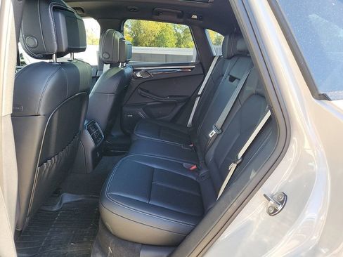 New 2026 Porsche Macan S image 9