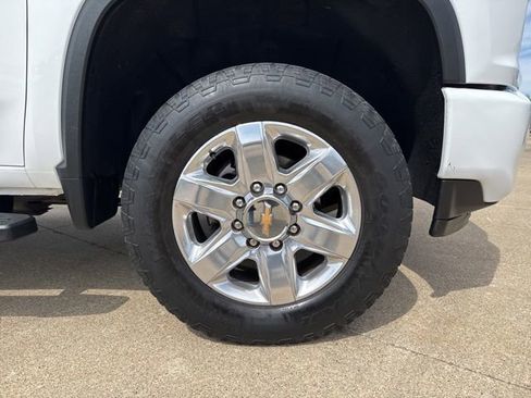 Used 2023 Chevrolet Silverado 2500 LTZ w/ Z71 Chrome Sport Edition AWD/4WD image 9