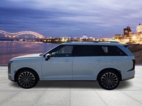 New 2026 Hyundai Palisade Calligraphy FWD image 2