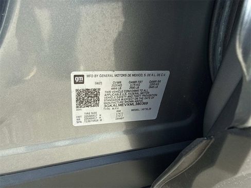 Used 2021 GMC Terrain SLE w/ LPO, Floor Liner Package image 34