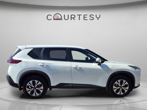Certified 2023 Nissan Rogue SV FWD image 8