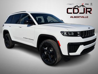 New 2026 Jeep Grand Cherokee Limited w/ Limited Altitude Package