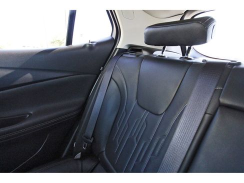 Used 2025 Buick Encore GX Avenir w/ Avenir Technology Package image 14