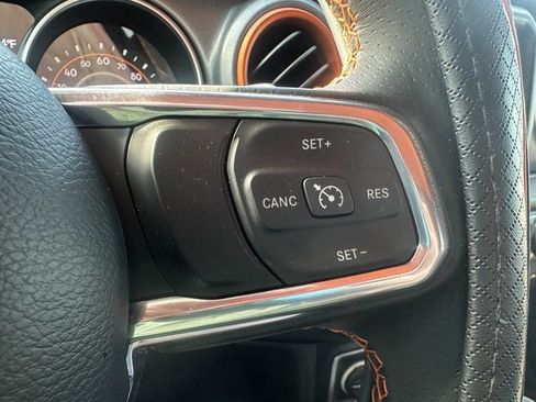 Used 2023 Jeep Gladiator Mojave w/ Cold Weather Group image 36