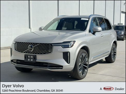Certified 2025 Volvo XC90 B5 Plus image 1