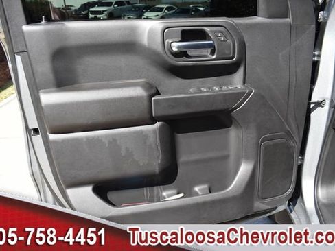 Used 2025 Chevrolet Silverado 1500 Custom image 16