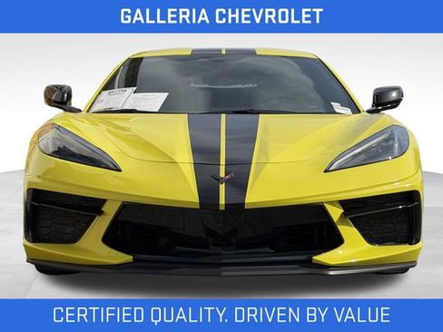 Used 2021 Chevrolet Corvette Stingray Coupe w/ Z51 Performance Package RWD image 3