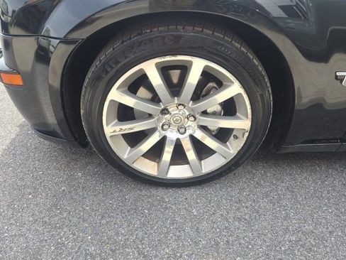 Used 2006 Chrysler 300 SRT8 w/ SRT Option Group II RWD image 8
