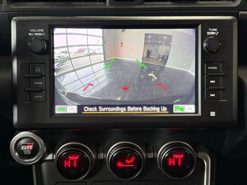 Used 2023 Toyota GR86 Premium w/ ALL Weather Mat Package (TMS) image 16