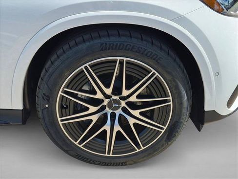 New 2026 Mercedes-Benz GLC 43 AMG 4MATIC image 9