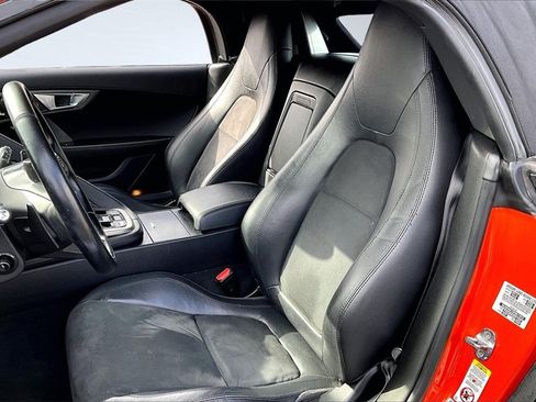 Used 2015 Jaguar F-TYPE Convertible image 25