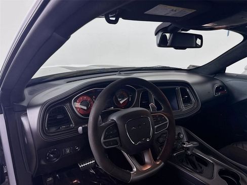 Used 2023 Dodge Challenger SRT Hellcat w/ Driver Convenience Group image 9