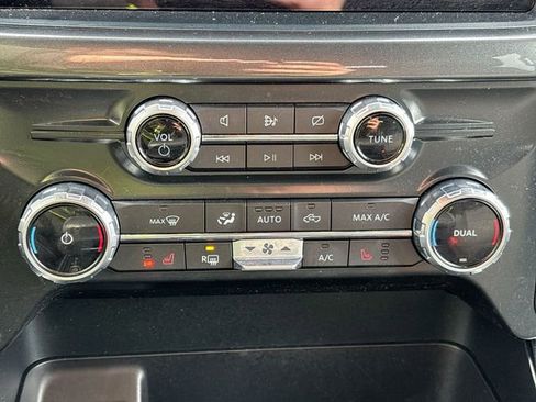 Used 2022 Ford F150 XLT w/ Equipment Group 302A High image 25