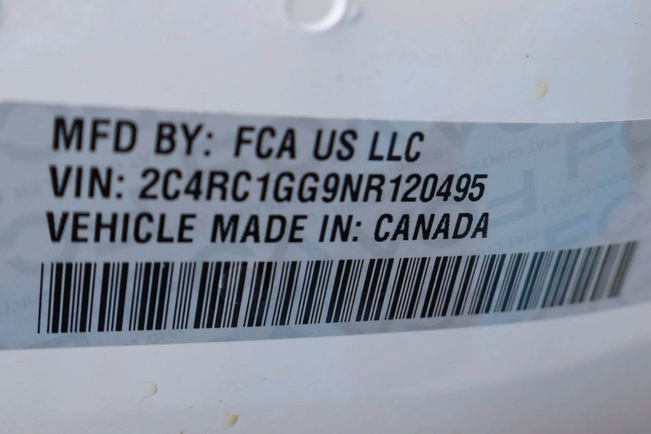 Used 2022 Chrysler Pacifica Limited FWD image 20