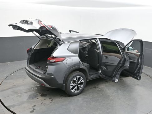 Certified 2023 Nissan Rogue SV image 43