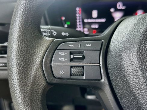 Used 2023 Honda Accord LX image 21