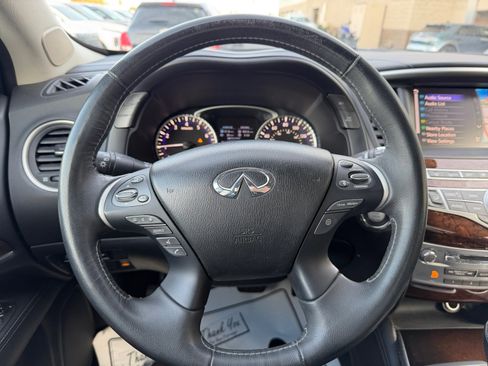 Used 2018 INFINITI QX60 FWD w/ Deluxe Technology Package image 9