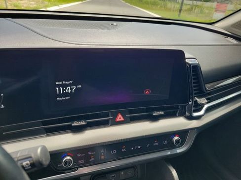 Used 2023 Kia Sportage SX FWD image 21